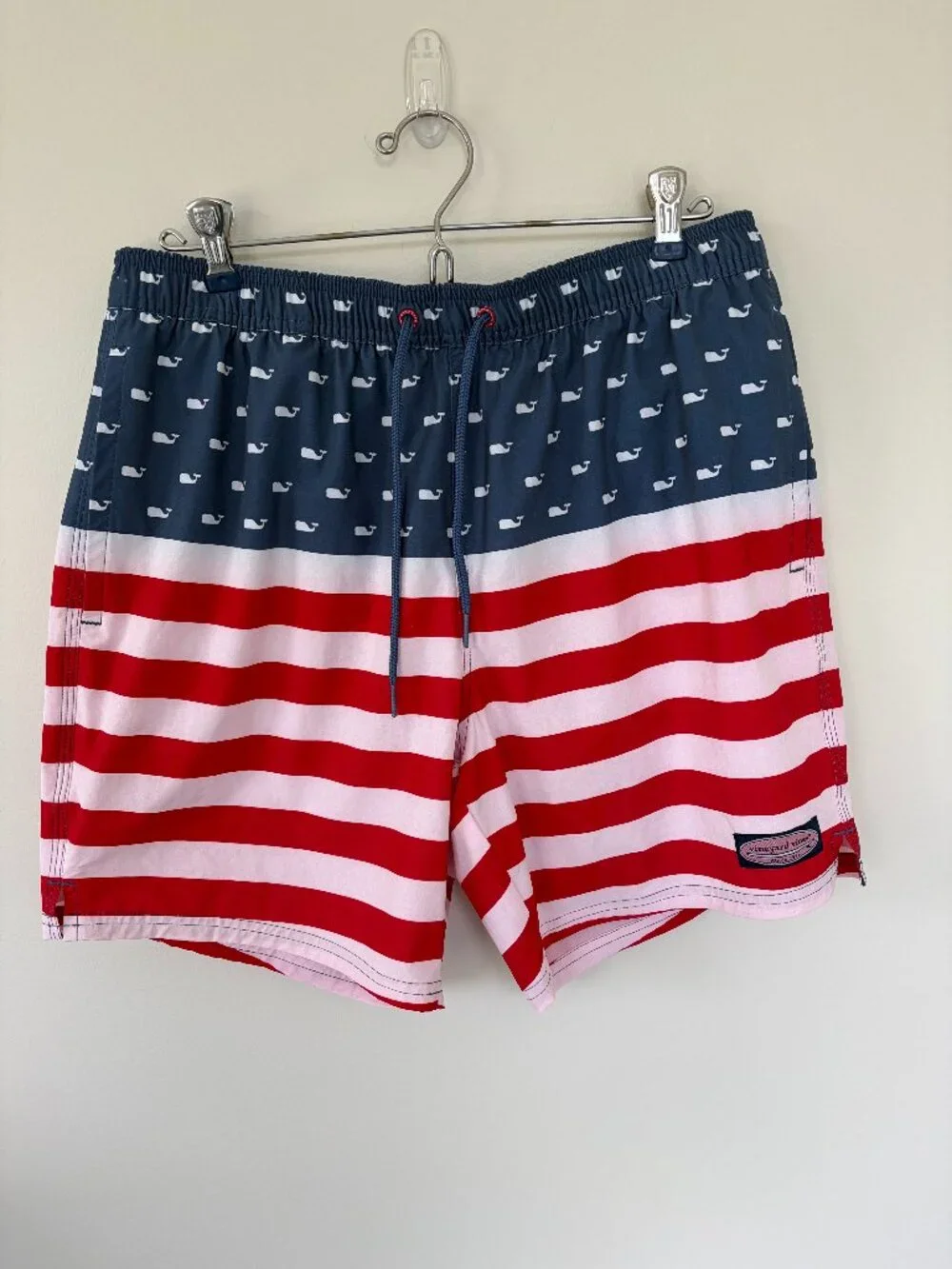 Vineyard Vines Mens Swim Shorts USA Flag Chappy Print Lined Trunks Size M
